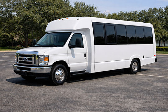 18-passenger minibus rental El Centro TX